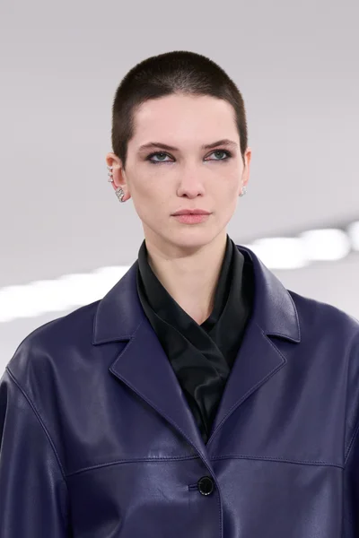 Look 22